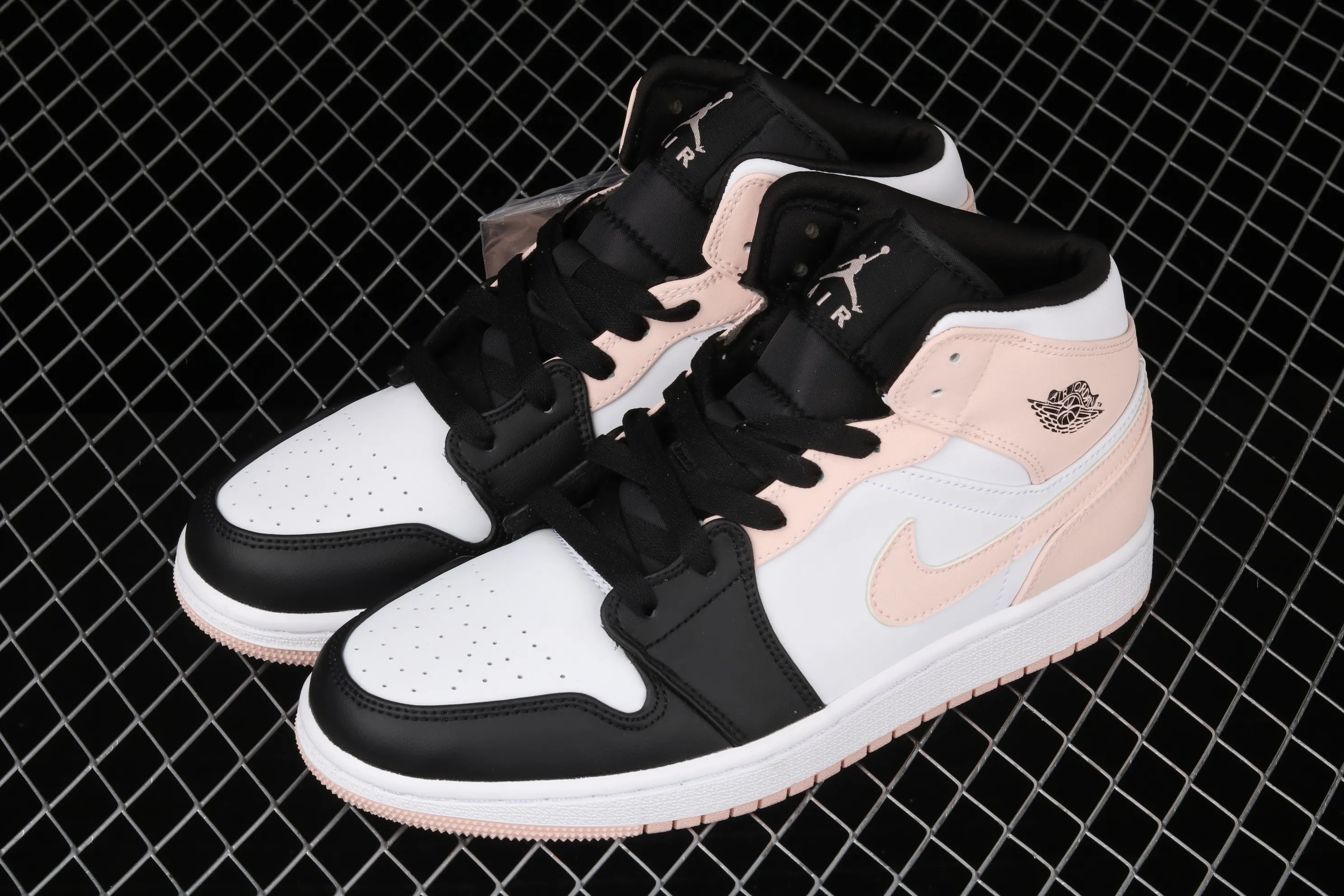 All categories Air Jordan Jordan series basketball shoes Air Jordan 1 Mid Air Jordan 1 Mid SE "Game Royal" AJ1 Joe 1 Black Pink China 554724-133